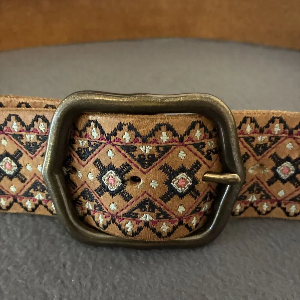 Lucky Brand Belt Womens Brown Embroidered Floral Leather Brass Buckle Size M